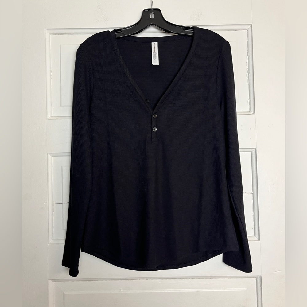 NWT Athleta wind down sleep top